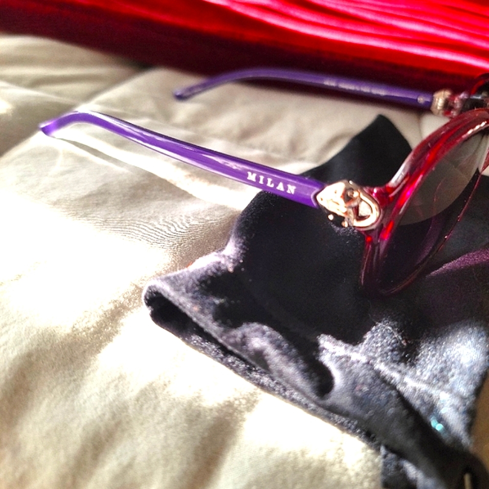 Sun glasses - Picture 2 of 3
